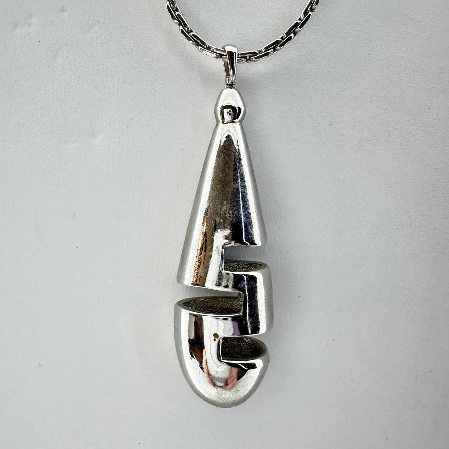 Stylish Monet Silver Tone Pendant Necklace