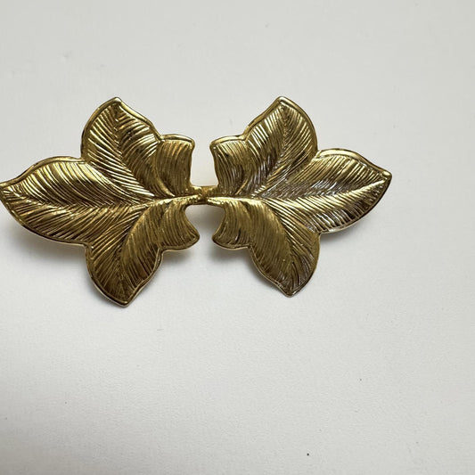 Vintage Gold Leaf Brooch Pin – Elegant Nature-Inspired Jewelry Grandmacore
