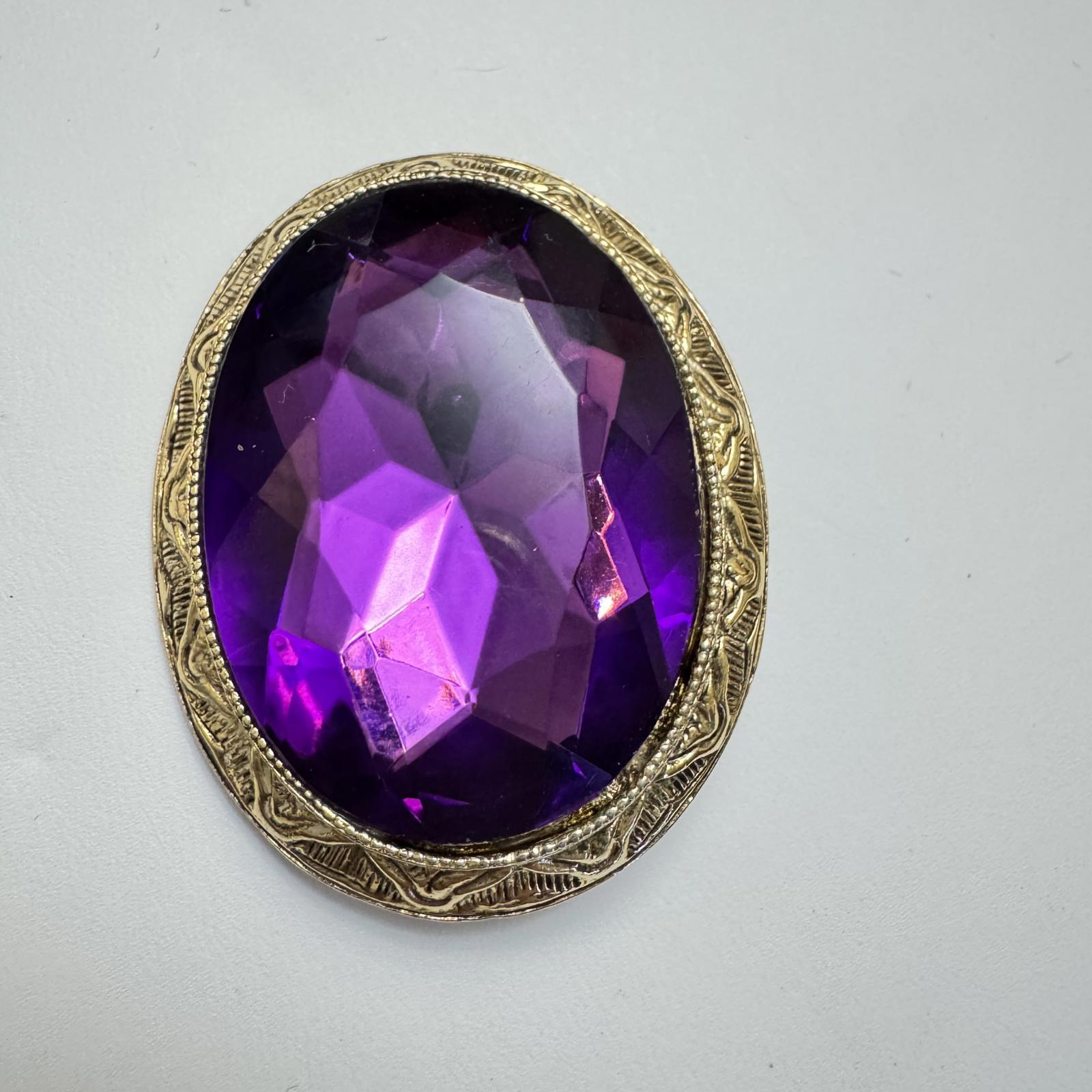  Vintage Purple Gemstone Brooch – Regal Victorian-Inspired Jewelry