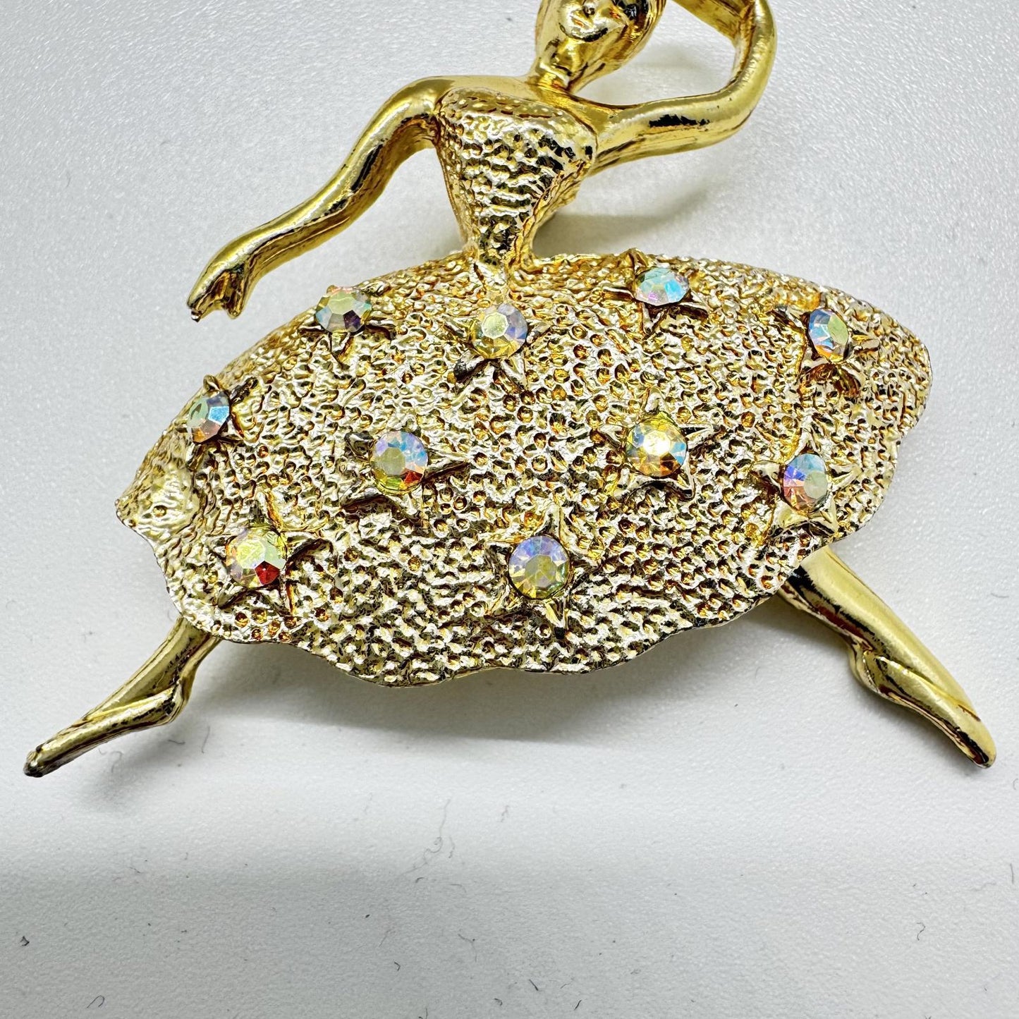 Vintage Gold-Tone Ballerina Brooch – Rhinestone Embellished Ballet Dancer Pin