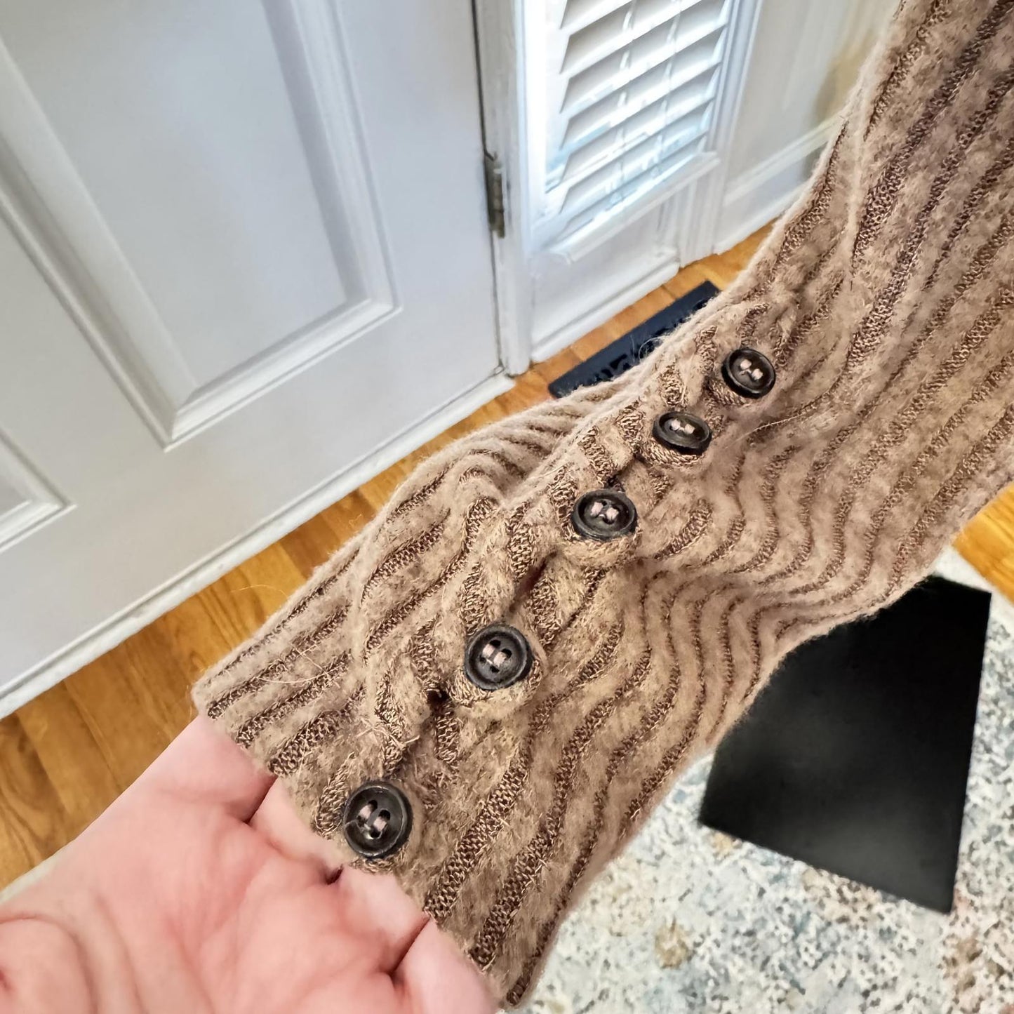 XL Perception Concept Mocha Brown Ribbed Sweater, Mock Neck, Sleeve Buttons