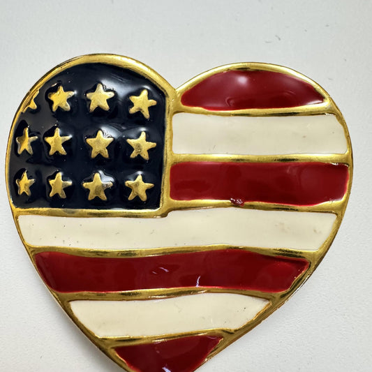 Vintage Patriotic Heart Brooch – American Flag Pin USA Americana Jewelry