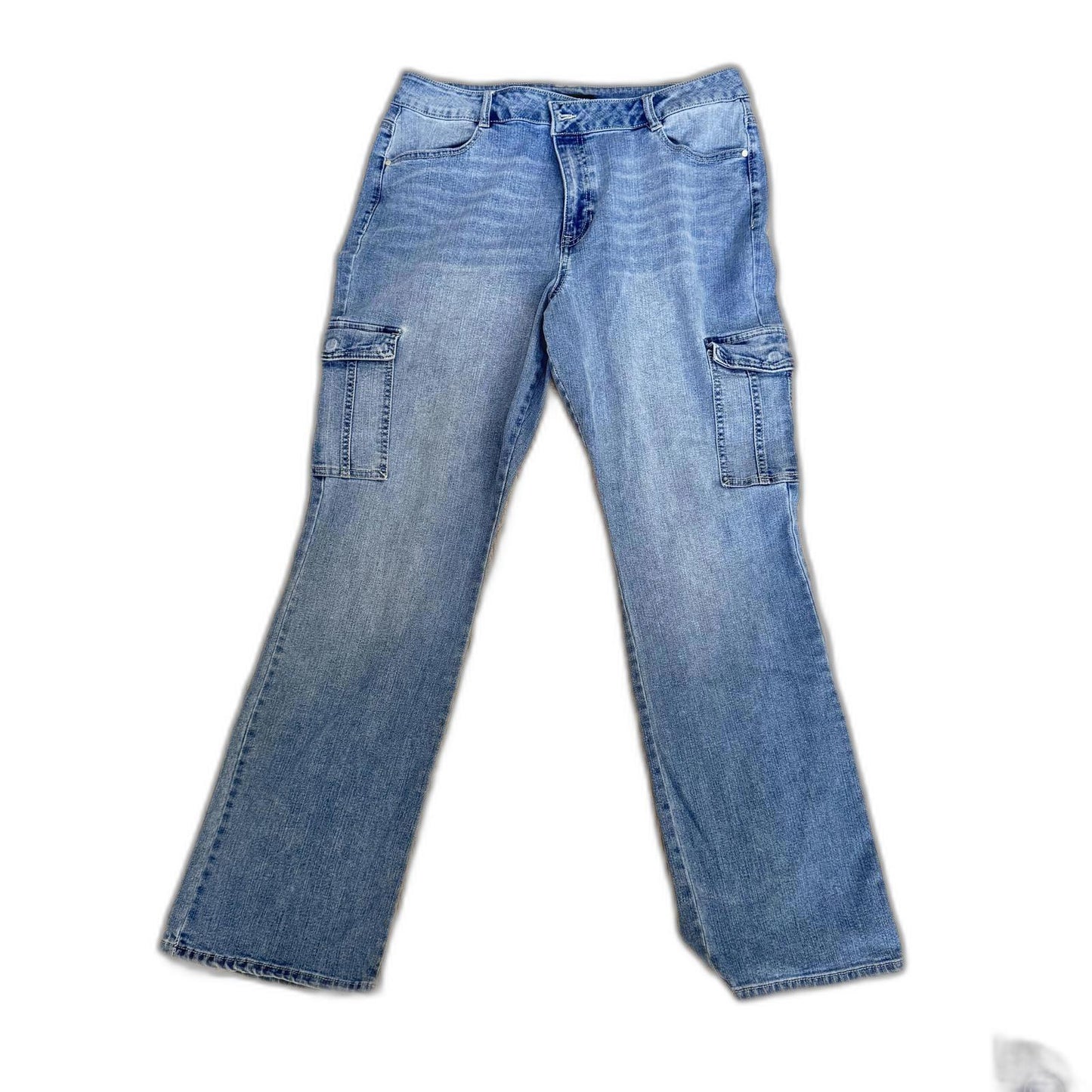 Stylish Women’s Cargo Jeans - Light Blue Denim