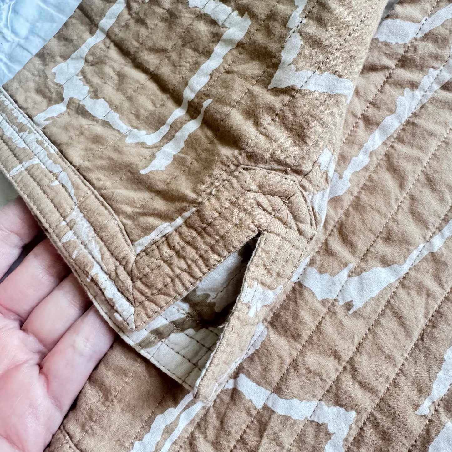 Chico's 100% Cotton Quilted Jacket in Tan with White Pattern Size 1 (S/M)