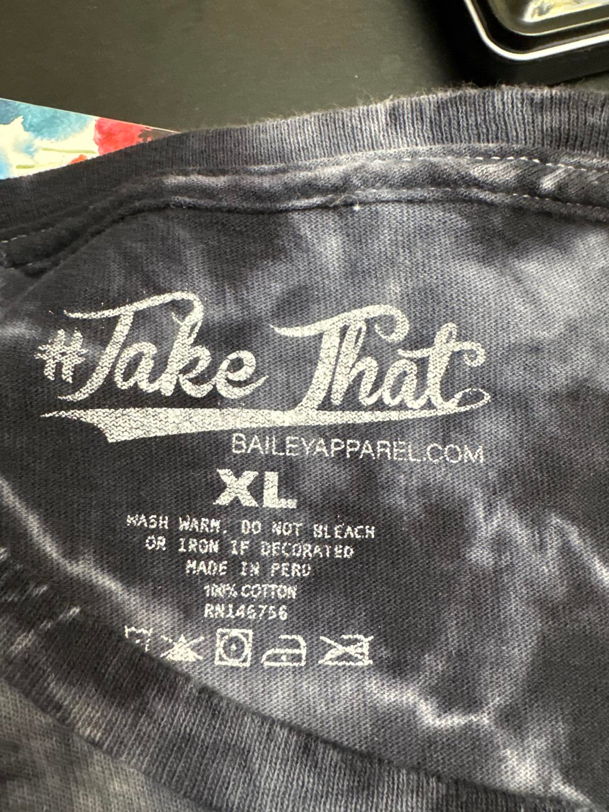VTG Take That Vibes California Cropped Tee - XL Acid Wash look