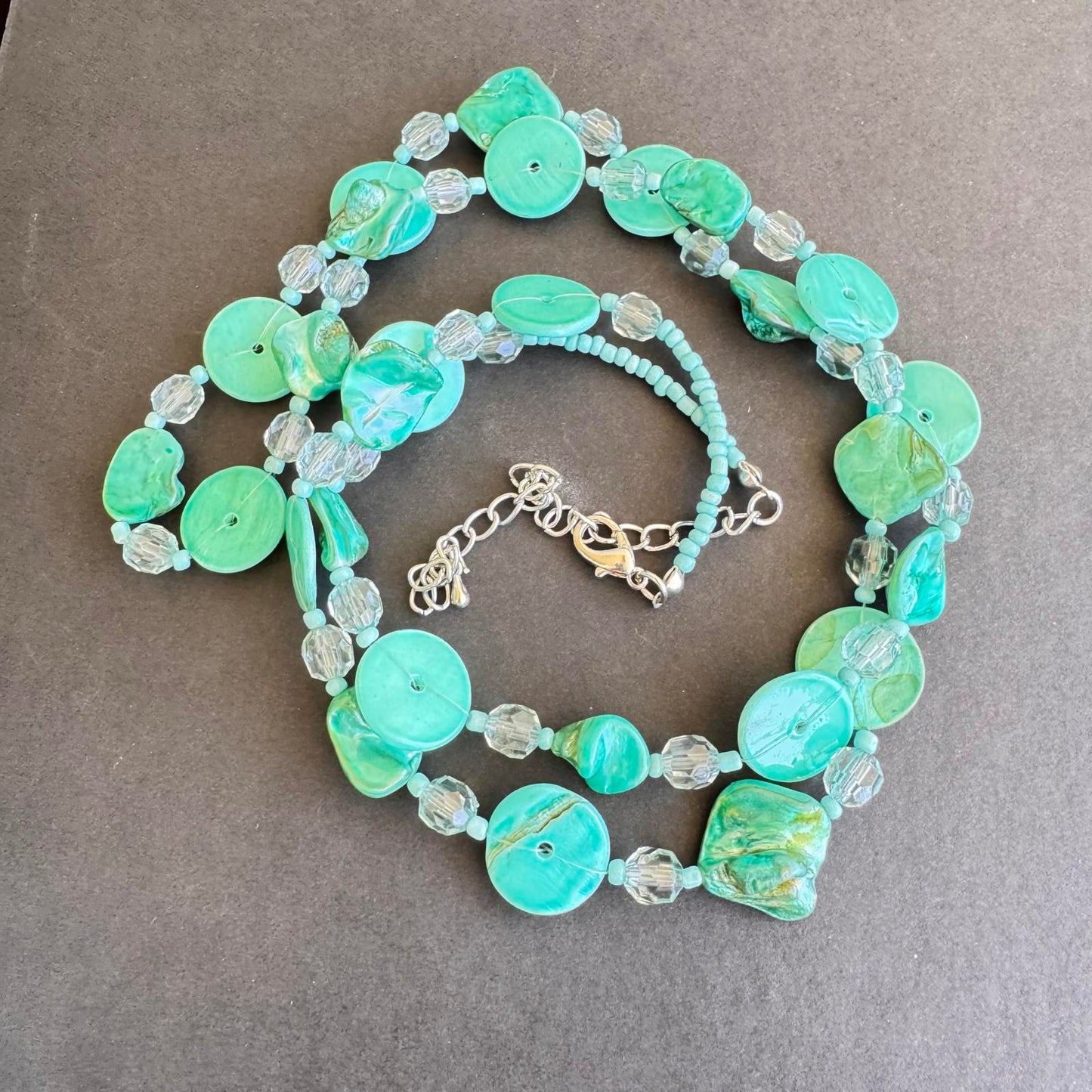 Elegant Turquoise Color Shell Beaded Necklace Beachy Boho