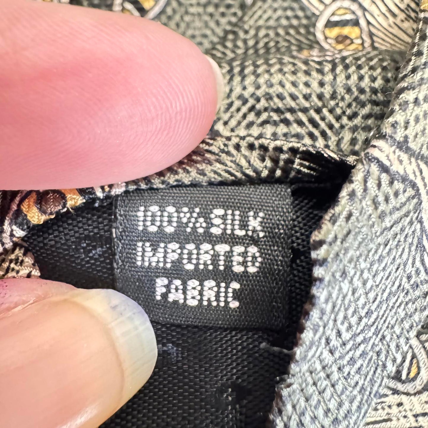 Bill Robinson Silk Tie – Geometric Abstract Pattern – Luxury Necktie