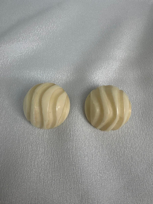 Vintage Carved Swirl Cream Button 1.25 inches Clip-On Earrings Retro Style