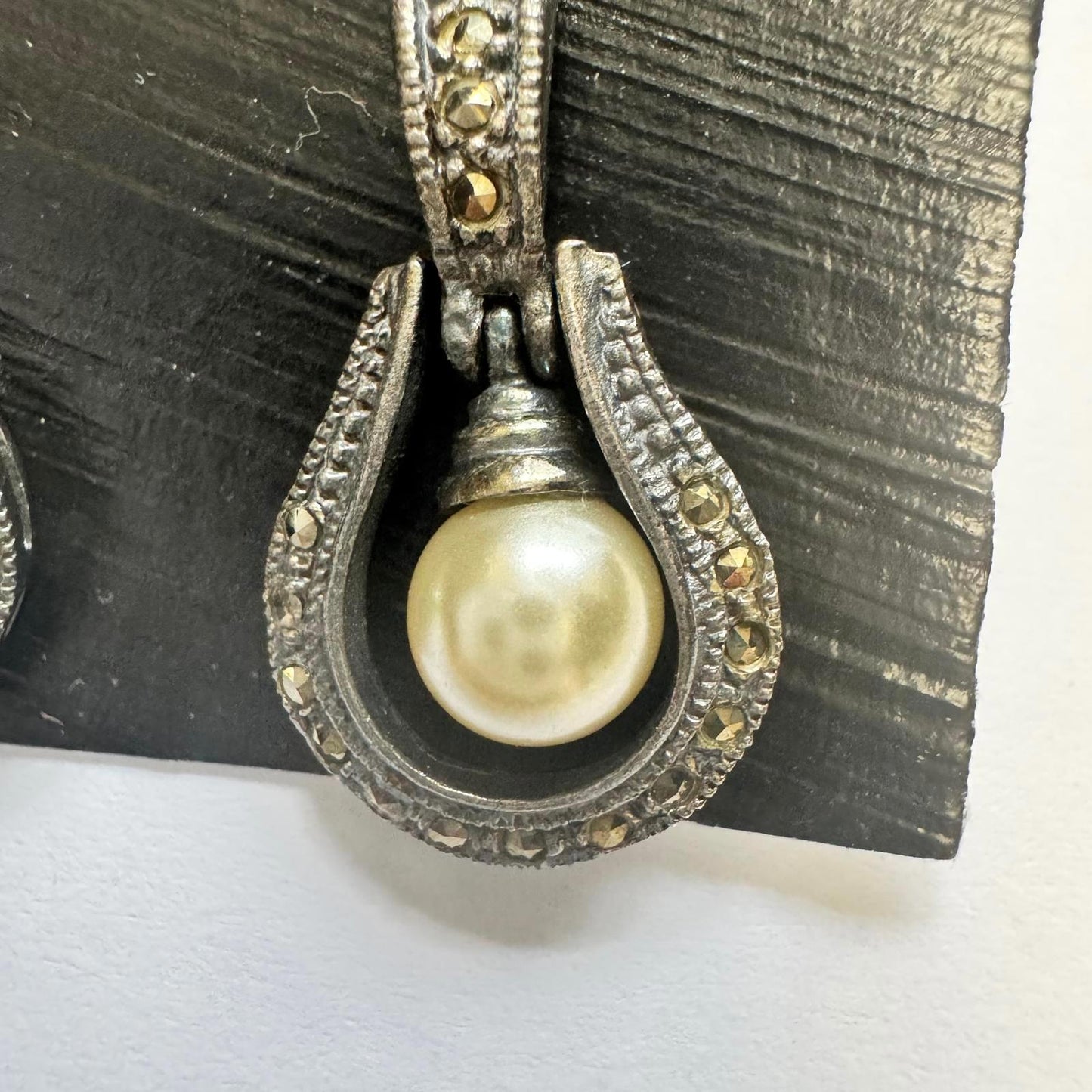 Elegant Faux Pearl Necklace and Coordinating Earring Set