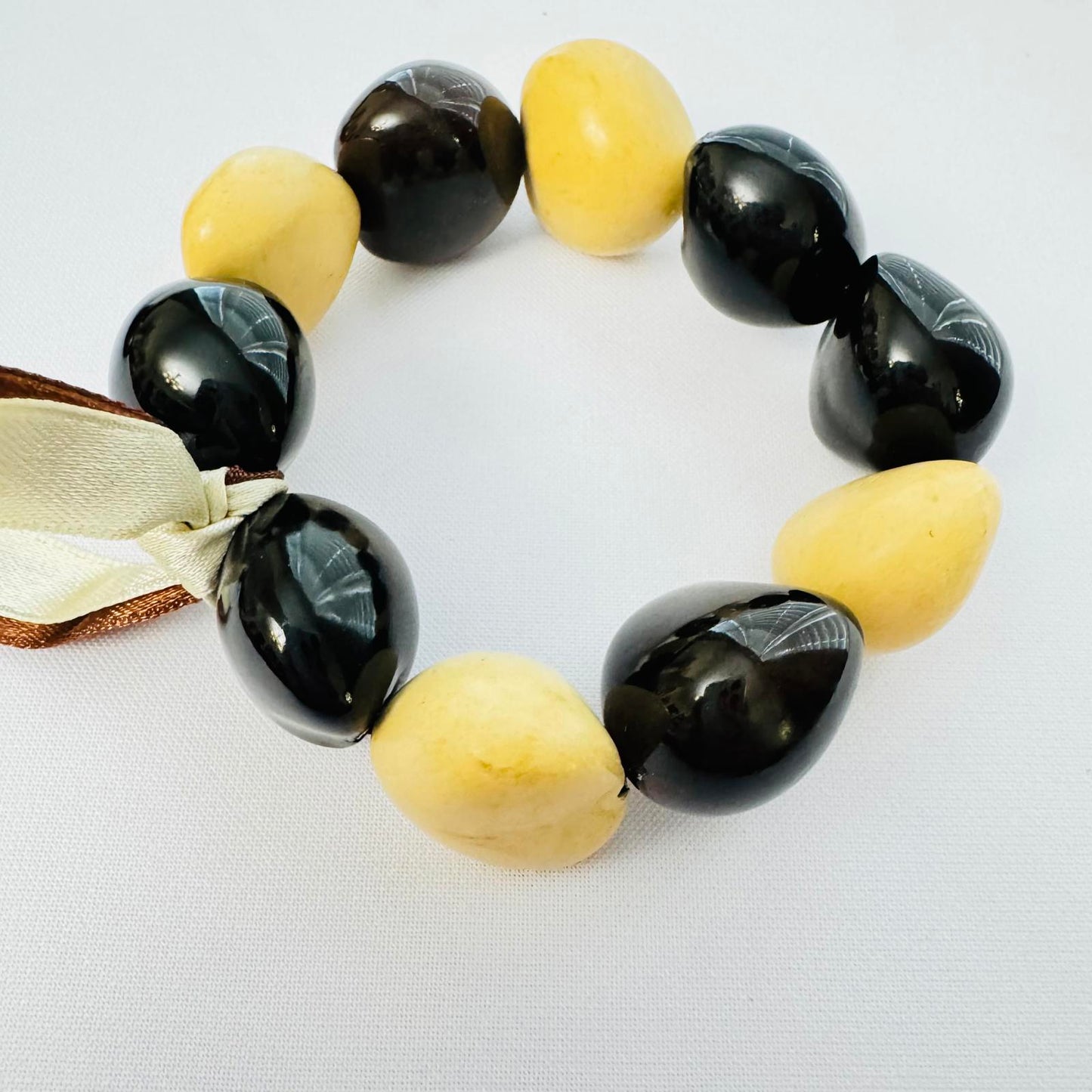 Vintage Wood Bangle & Seed Bead Bracelet Set – Black Cream Chunky Boho Jewelry