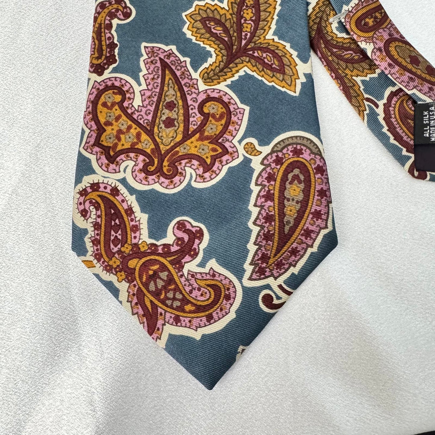 Colours by Alexander Julian Stylish Silk Paisley Tie All Silk
