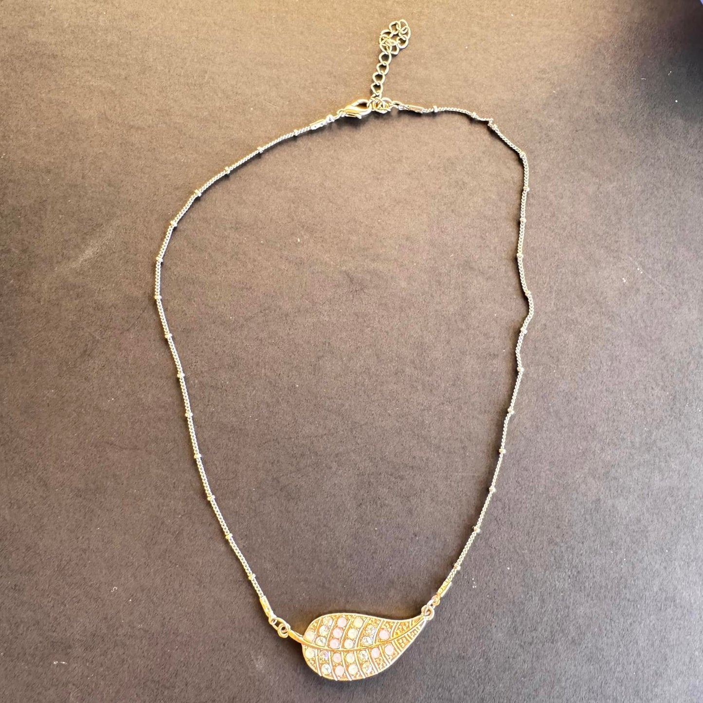 Elegant Leaf Pendant Necklace with Shimmering Stones