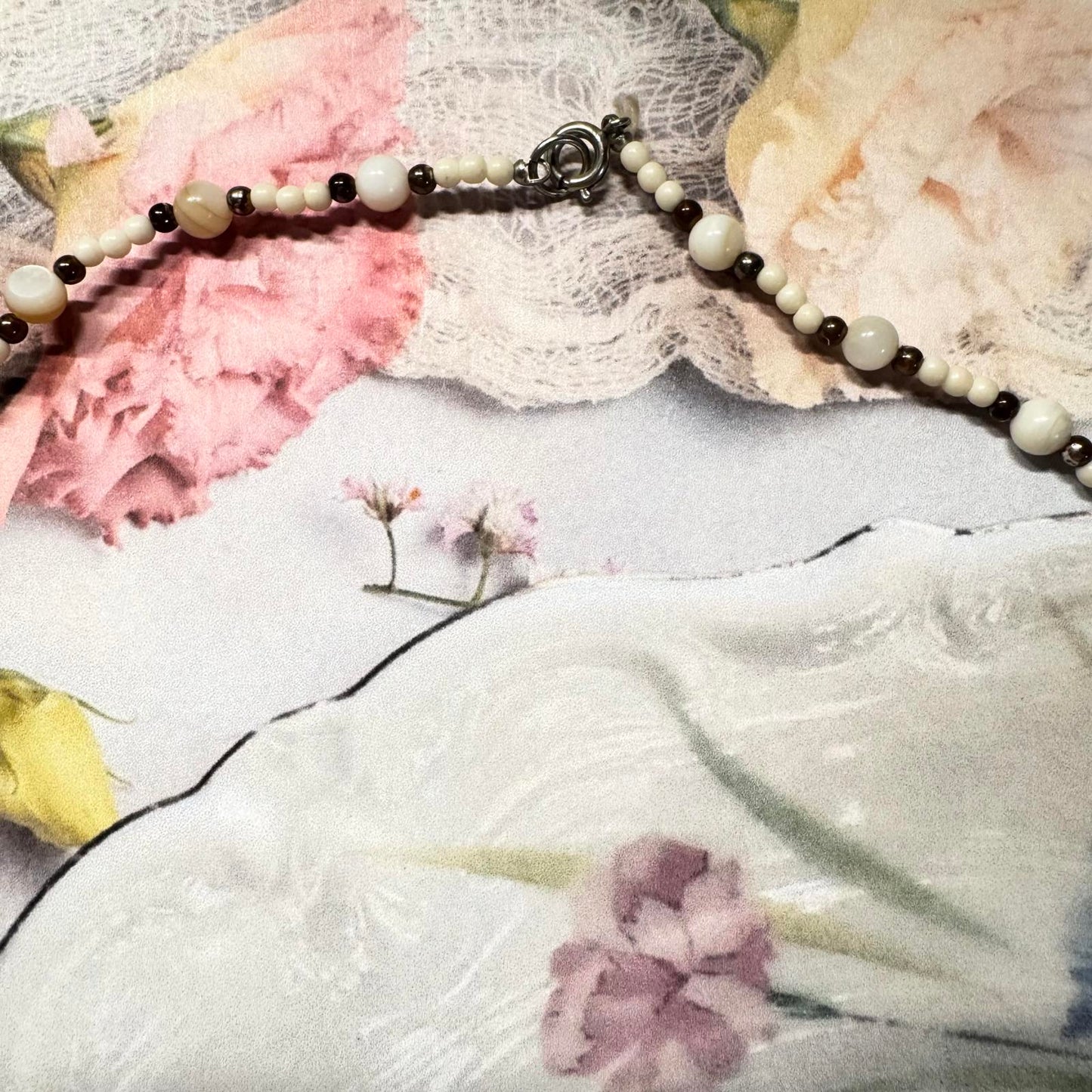 Chic Natural Stone Beaded Necklace