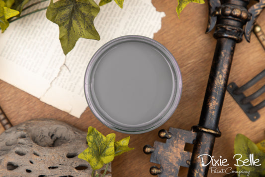 Dixie Belle Chalk Mineral Paint – Hurricane Gray