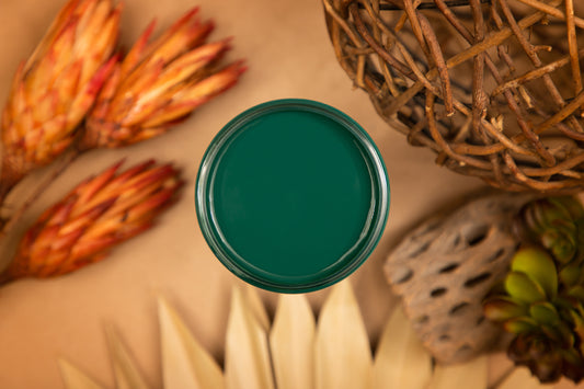 Dixie Belle Silk Mineral Paint – Midnight Green