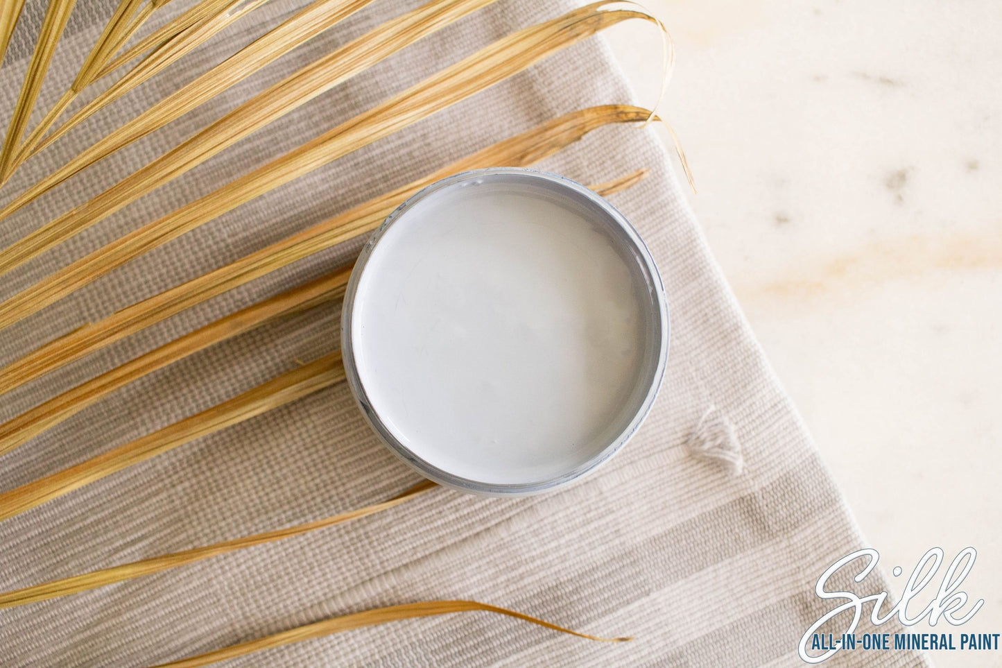 Dixie Belle Silk Mineral Paint – Quiet Cove