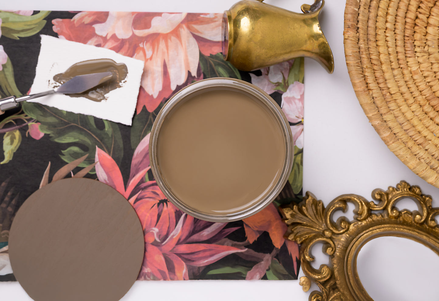 Dixie Belle Silk Mineral Paint – Truffle