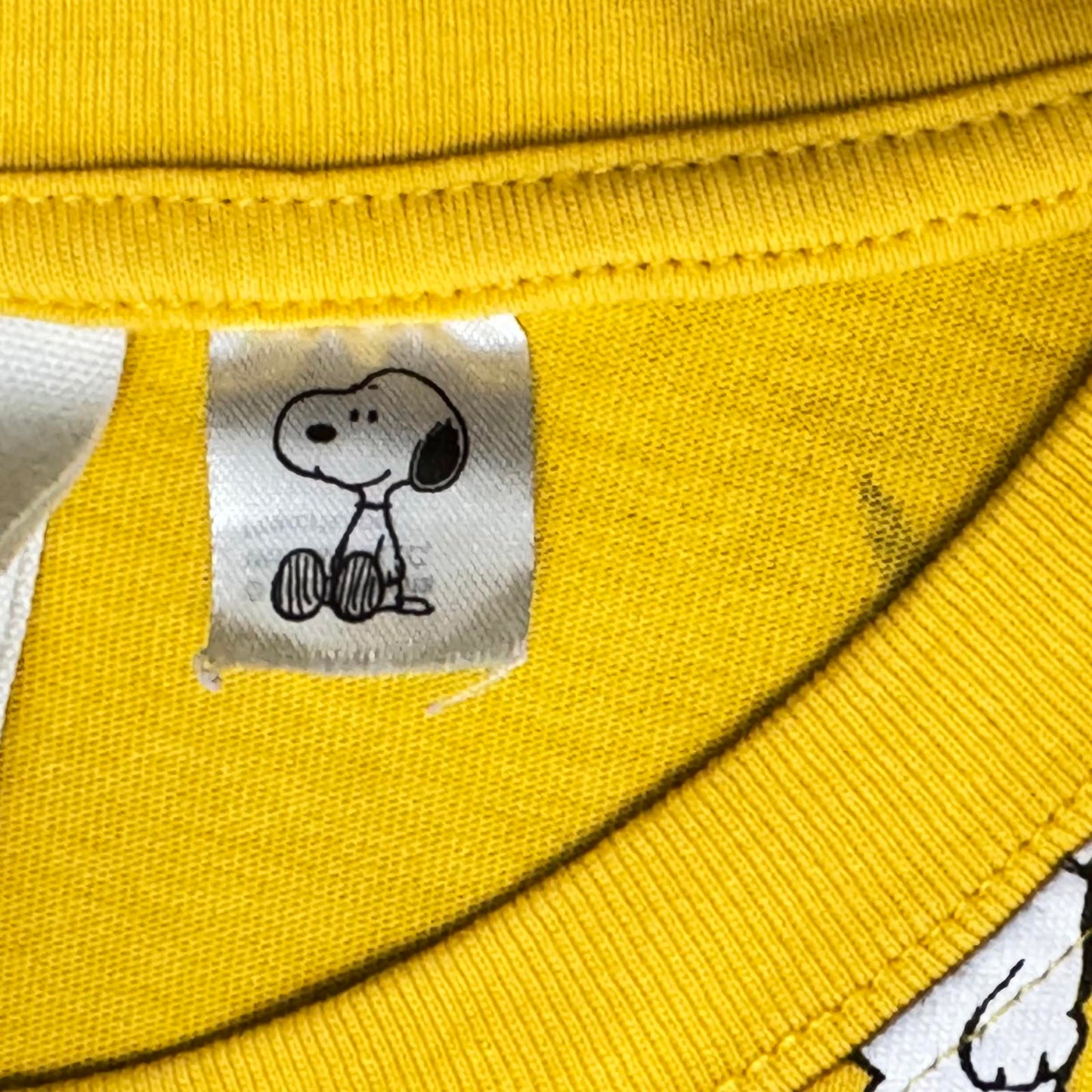 H&M Peanuts Snoopy T-Shirt Yellow Size L Graphic Tee Cartoon Logo Fun