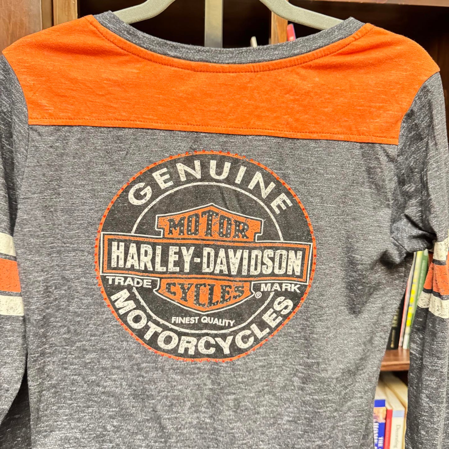 Harley-Davidson Ladies Long Sleeve Distressed Tee - Genuine Motor Clothes Size S