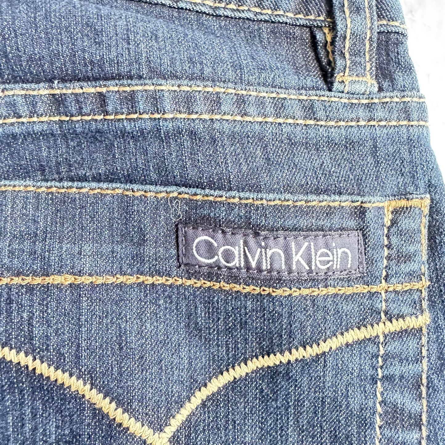 Calvin Klein Flare Jeans Women’s Size 8 Blue Mid Rise Bootcut Stretch Denim