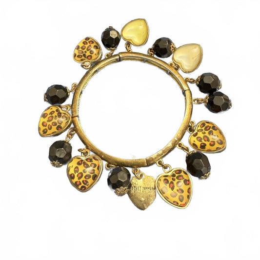 Betsy Johnson Heart Charm Stretch Bracelet Antique Brass Finish