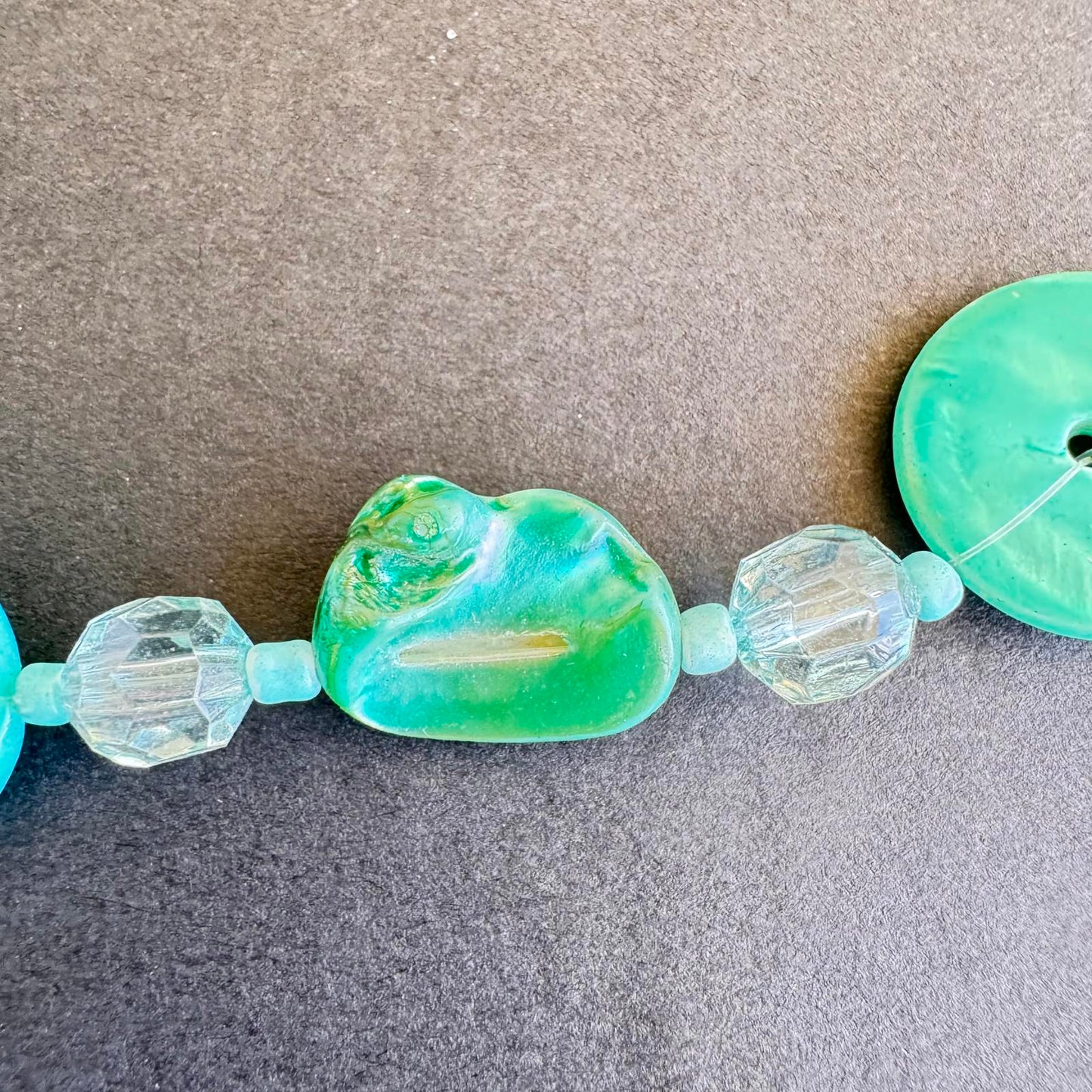 Elegant Turquoise Color Shell Beaded Necklace Beachy Boho