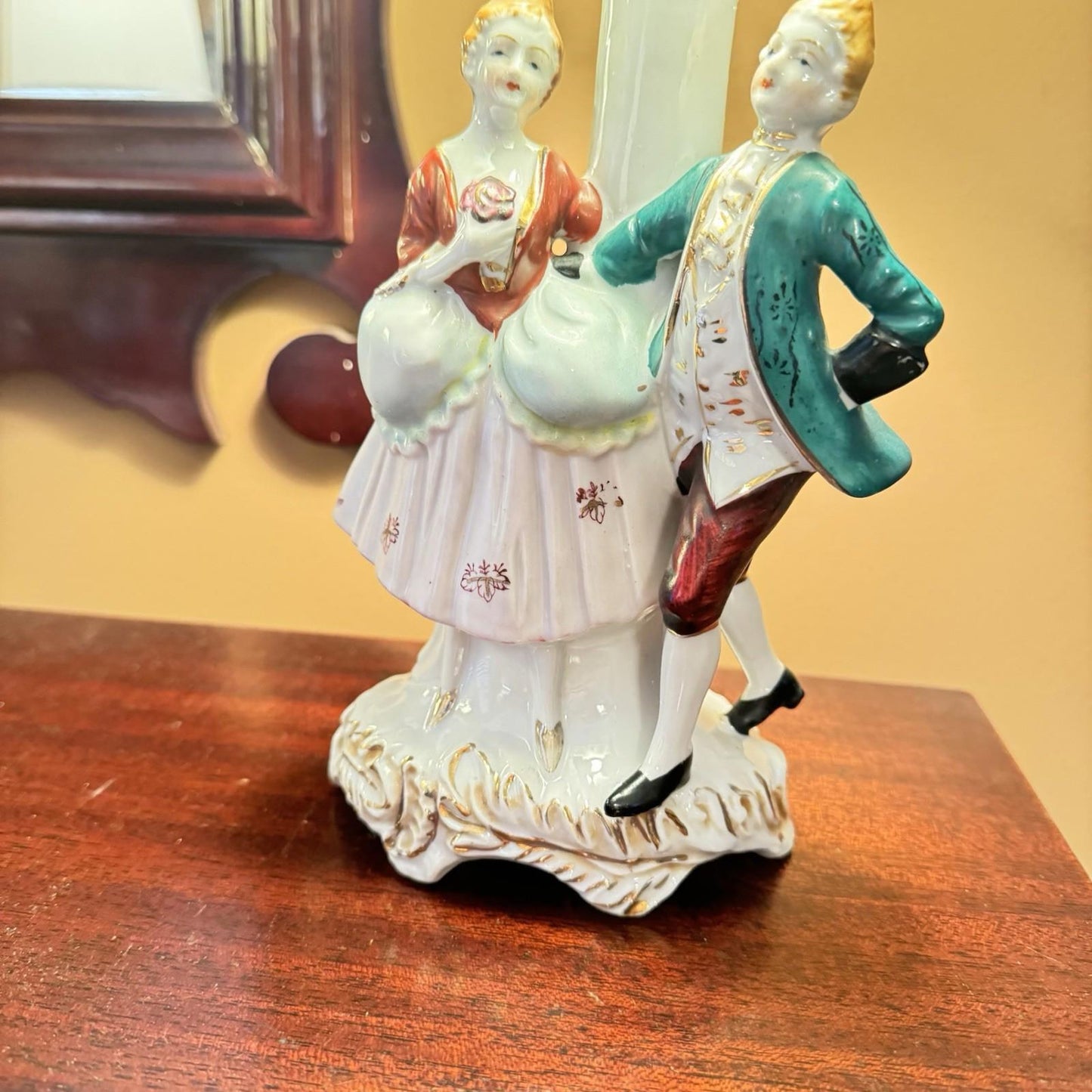 Victorian Colonial vintage man woman porcelain Hand Painted  lamp Japan Pair