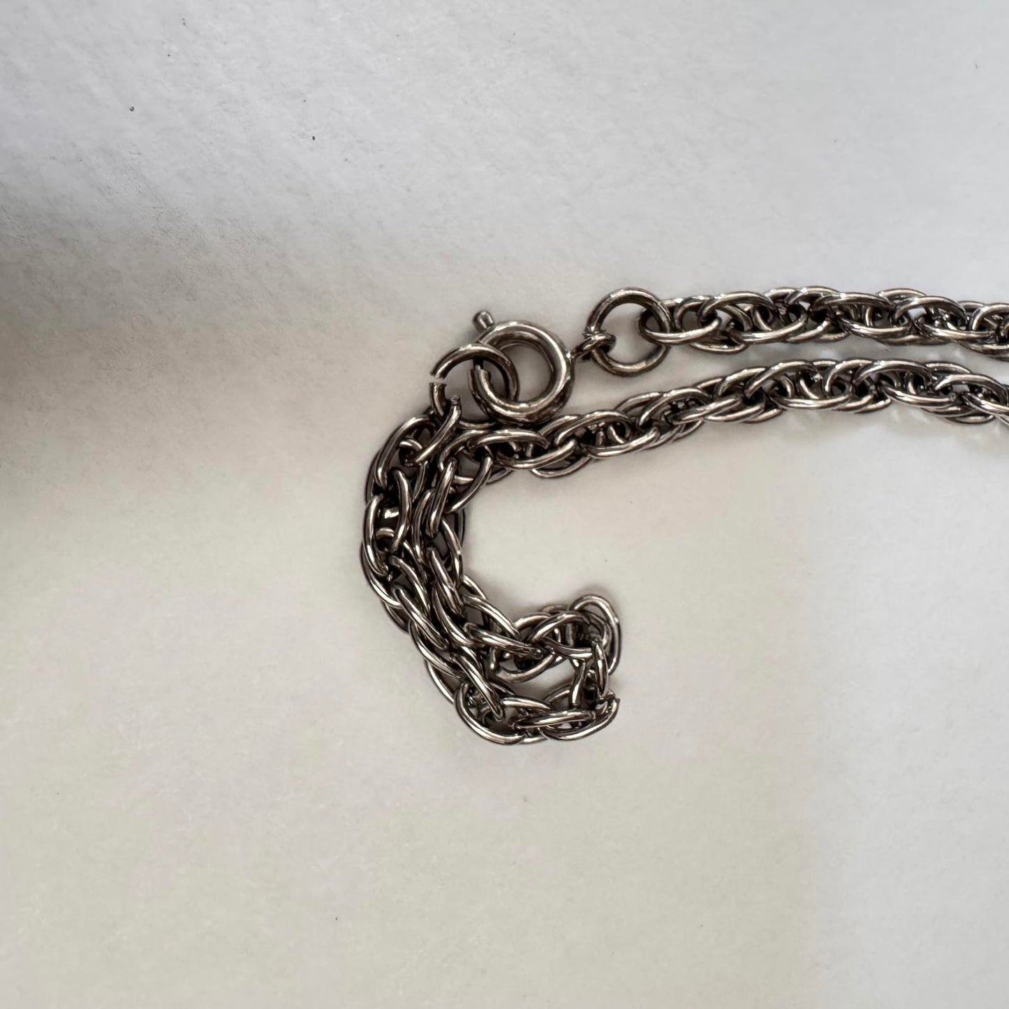 Elegant Retro Silver Pendant Necklace Statement Piece