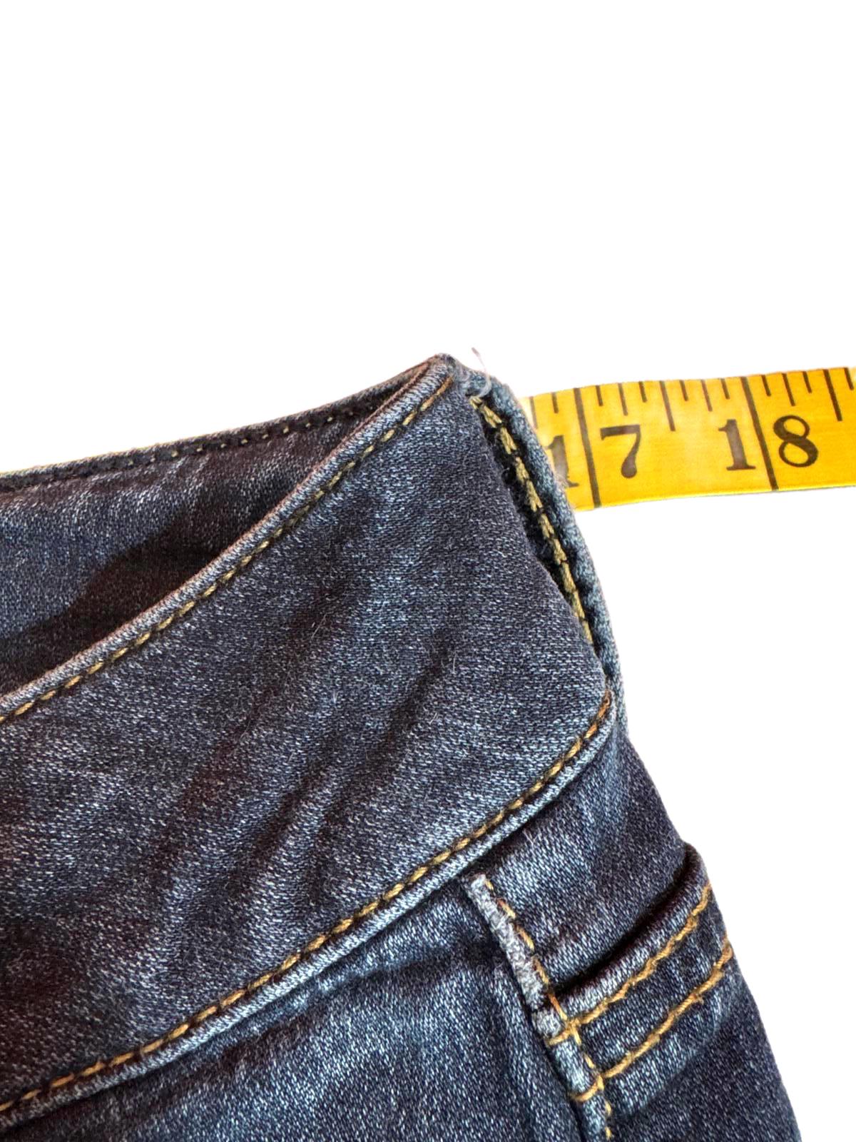 American Eagle Stylish Skinny Jeans Size 12